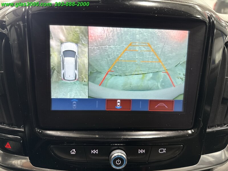 2018 Chevrolet Traverse 3LT   - Photo 17 - Bethany, CT 06524