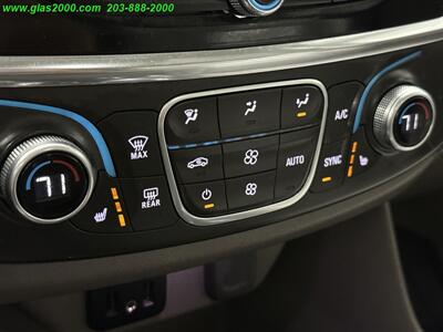 2018 Chevrolet Traverse 3LT   - Photo 22 - Bethany, CT 06524