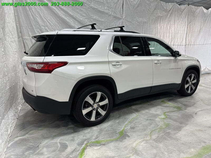2018 Chevrolet Traverse 3LT   - Photo 8 - Bethany, CT 06524