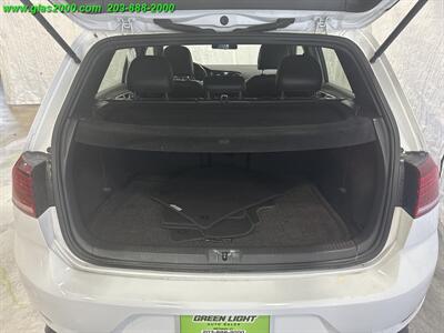 2018 Volkswagen Golf 2.0T SE   - Photo 15 - Bethany, CT 06524