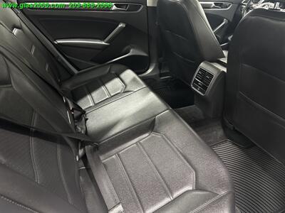 2018 Volkswagen Passat 2.0T SE   - Photo 10 - Bethany, CT 06524