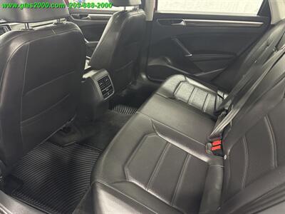2018 Volkswagen Passat 2.0T SE   - Photo 9 - Bethany, CT 06524