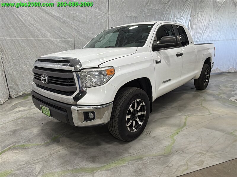 2015 Toyota Tundra SR   - Photo 1 - Bethany, CT 06524