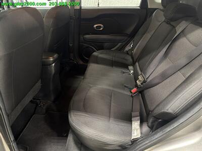 2019 Kia Soul +   - Photo 9 - Bethany, CT 06524