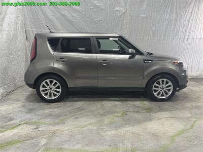 2019 Kia Soul +   - Photo 14 - Bethany, CT 06524
