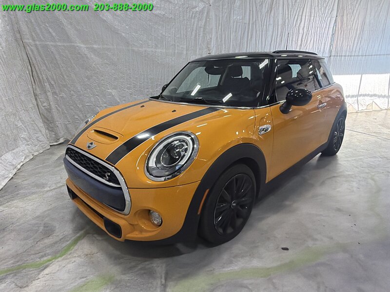 2016 MINI Cooper S   - Photo 1 - Bethany, CT 06524