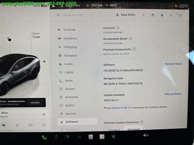 2023 Tesla Model Y Long Range   - Photo 10 - Bethany, CT 06524