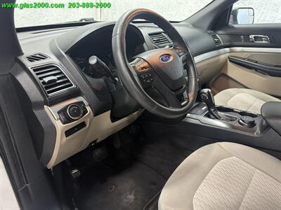 2018 Ford Explorer   - Photo 3 - Bethany, CT 06524