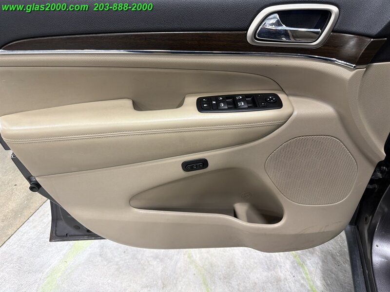 2015 Jeep Grand Cherokee Limited - Photo 25 - Bethany, CT 06524
