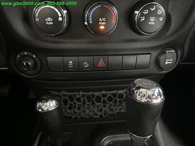 2016 Jeep Wrangler Unlimited Sport   - Photo 32 - Bethany, CT 06524