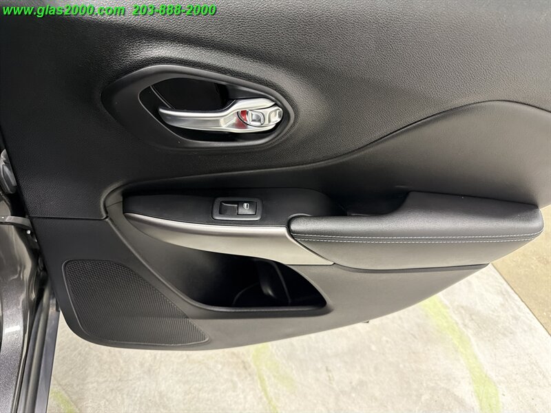 2021 Jeep Cherokee Latitude Plus - Photo 29 - Bethany, CT 06524