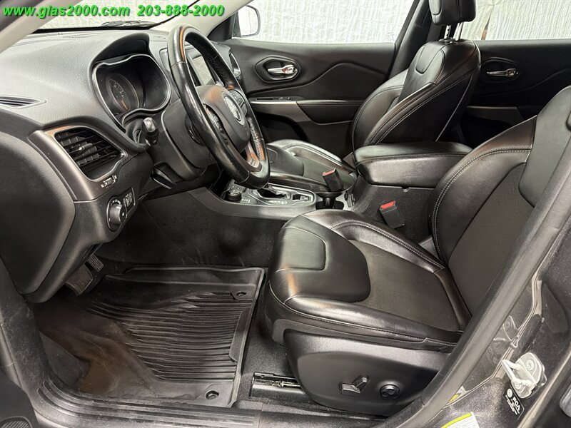 2021 Jeep Cherokee Latitude Plus - Photo 23 - Bethany, CT 06524