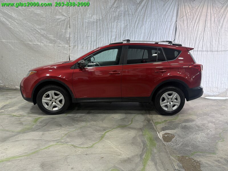 2013 Toyota RAV4 LE - Photo 13 - Bethany, CT 06524