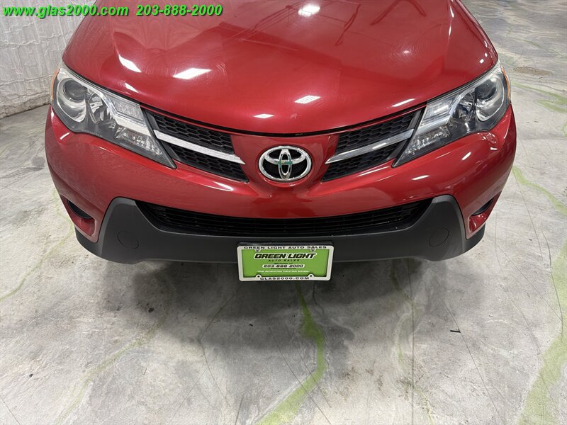 2013 Toyota RAV4 LE - Photo 18 - Bethany, CT 06524