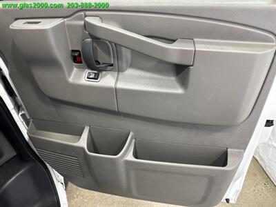 2016 Chevrolet Express Work Van Cargo   - Photo 22 - Bethany, CT 06524