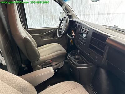 2016 Chevrolet Express Work Van Cargo   - Photo 6 - Bethany, CT 06524