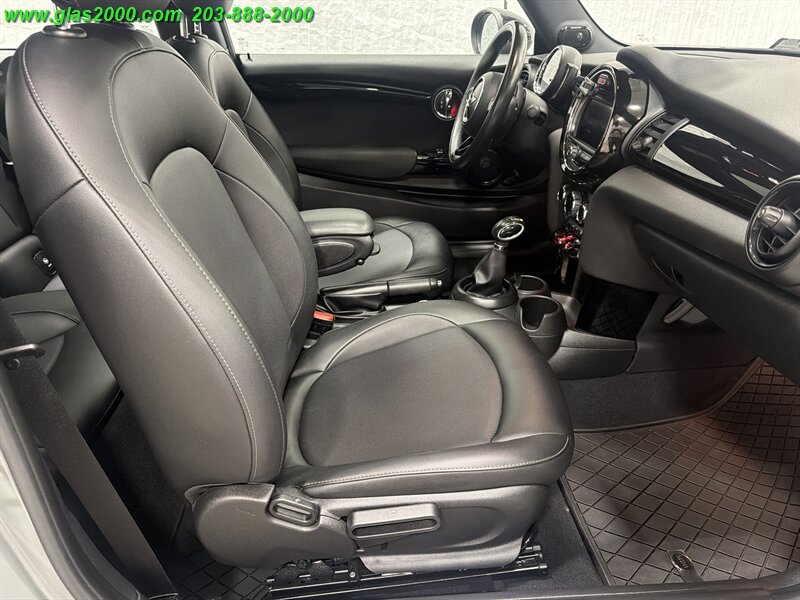 2019 MINI Hardtop 2 Door Cooper - Photo 21 - Bethany, CT 06524