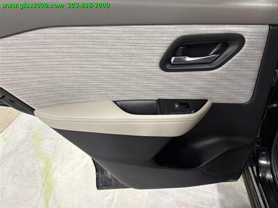 2023 Nissan Rogue SV - Photo 28 - Bethany, CT 06524