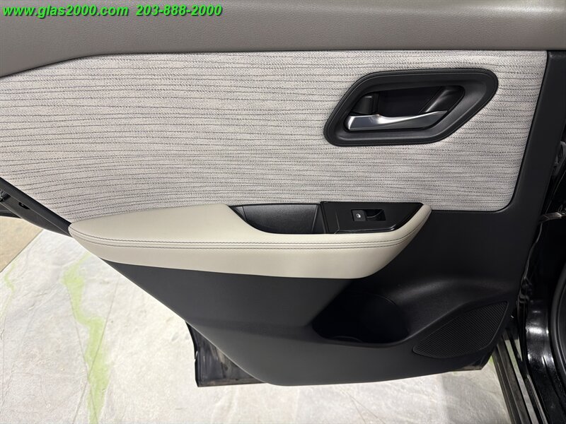 2023 Nissan Rogue SV - Photo 28 - Bethany, CT 06524