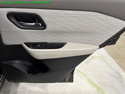 2023 Nissan Rogue SV - Photo 26 - Bethany, CT 06524