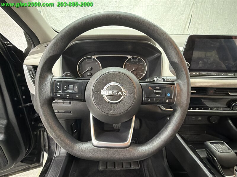 2023 Nissan Rogue SV - Photo 4 - Bethany, CT 06524