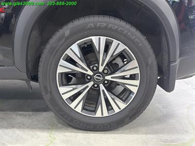 2023 Nissan Rogue SV - Photo 16 - Bethany, CT 06524