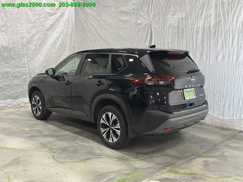 2023 Nissan Rogue SV - Photo 7 - Bethany, CT 06524