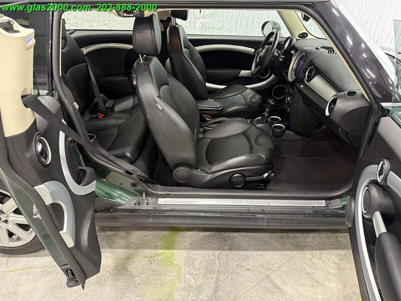 2014 MINI Clubman Cooper S - Photo 10 - Bethany, CT 06524