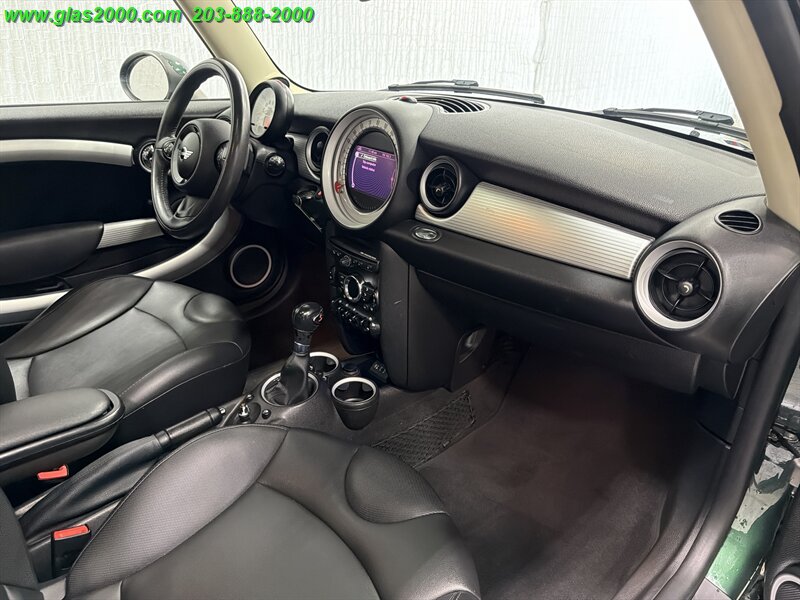 2014 MINI Clubman Cooper S - Photo 5 - Bethany, CT 06524