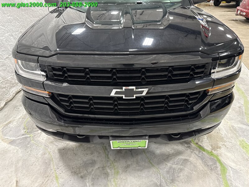 2017 Chevrolet Silverado 1500 Custom - Photo 18 - Bethany, CT 06524