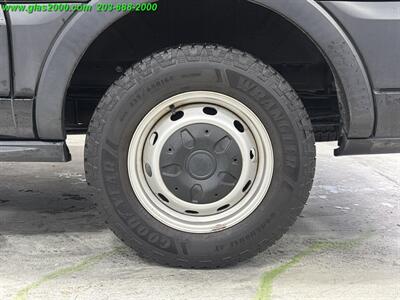 2019 Ford Transit 150 XL - Photo 27 - Bethany, CT 06524