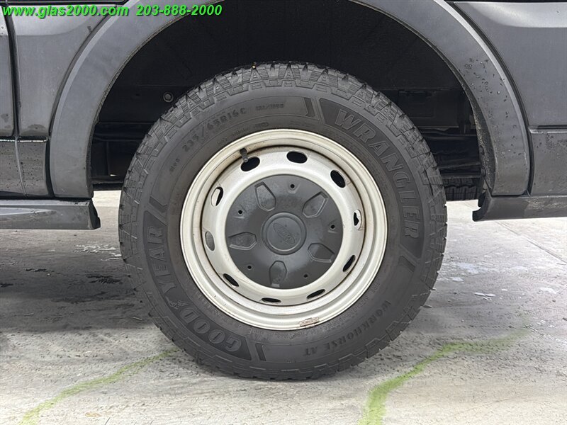 2019 Ford Transit 150 XL - Photo 27 - Bethany, CT 06524