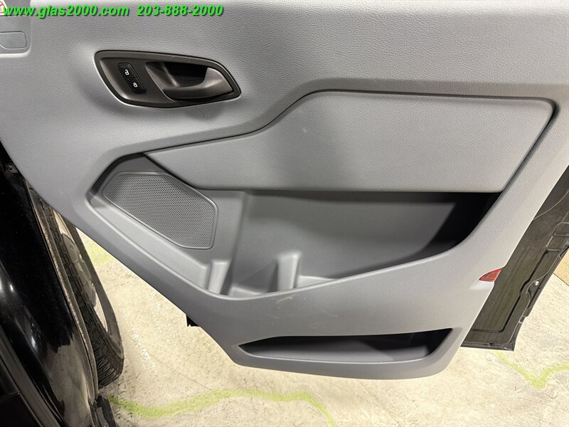2019 Ford Transit 150 XL - Photo 23 - Bethany, CT 06524