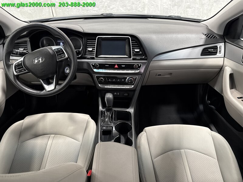 2019 Hyundai Sonata ECO   - Photo 6 - Bethany, CT 06524