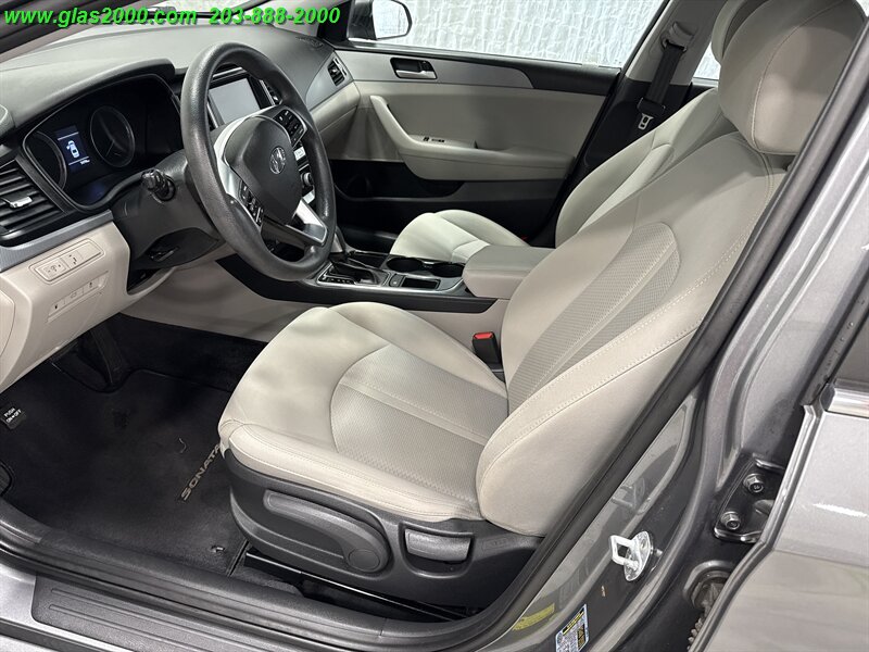 2019 Hyundai Sonata ECO   - Photo 3 - Bethany, CT 06524