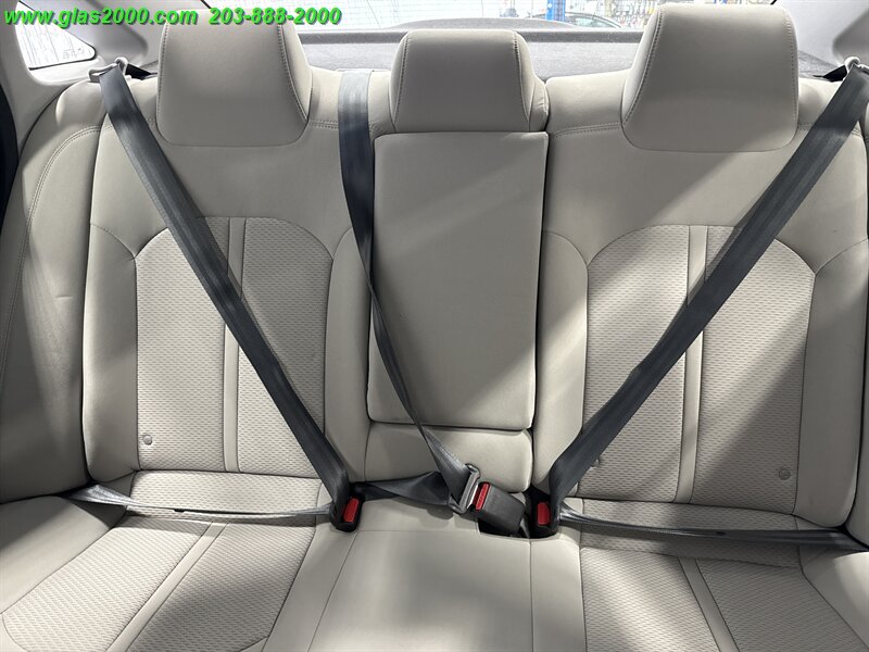 2019 Hyundai Sonata ECO   - Photo 24 - Bethany, CT 06524