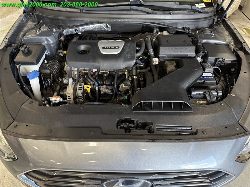 2019 Hyundai Sonata ECO   - Photo 12 - Bethany, CT 06524