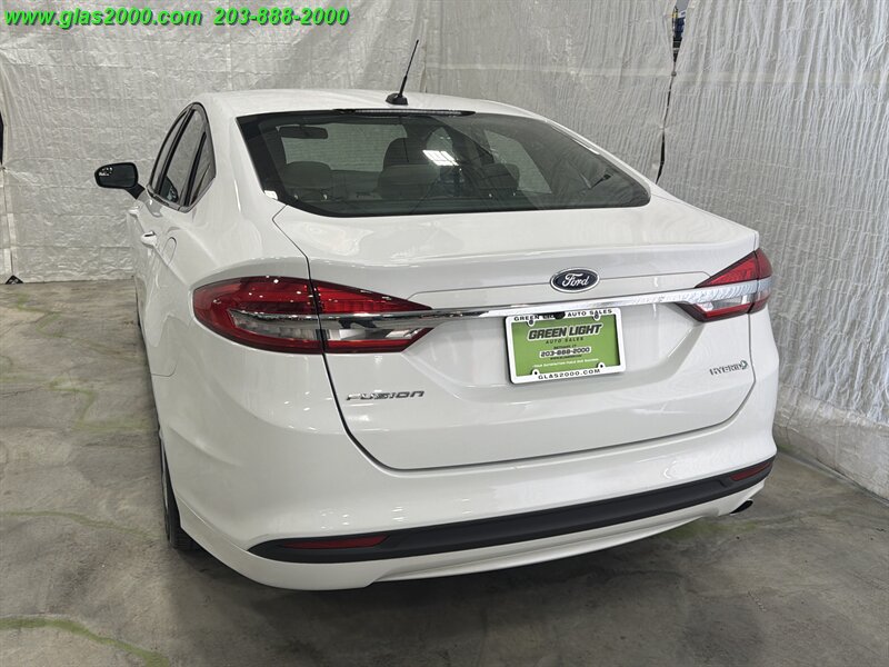 2018 Ford Fusion Hybrid S - Photo 31 - Bethany, CT 06524
