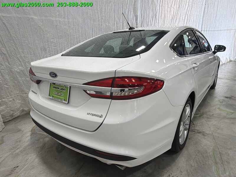 2018 Ford Fusion Hybrid S - Photo 8 - Bethany, CT 06524