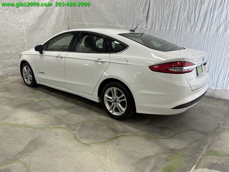 2018 Ford Fusion Hybrid S - Photo 7 - Bethany, CT 06524