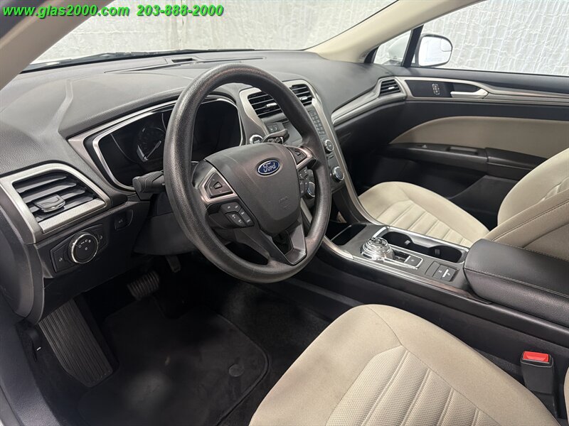2018 Ford Fusion Hybrid S - Photo 3 - Bethany, CT 06524