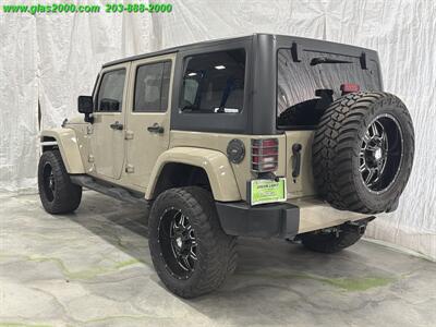 2017 Jeep Wrangler Unlimited Sahara   - Photo 7 - Bethany, CT 06524