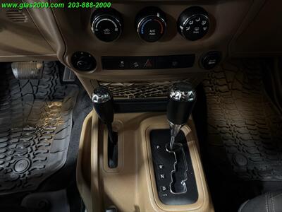 2017 Jeep Wrangler Unlimited Sahara   - Photo 17 - Bethany, CT 06524