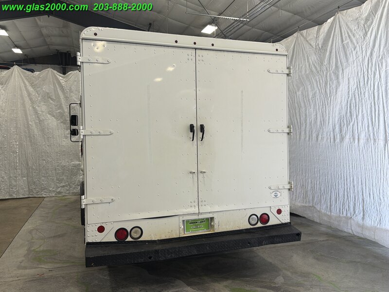 2014 Ford E-Series Van - Photo 21 - Bethany, CT 06524