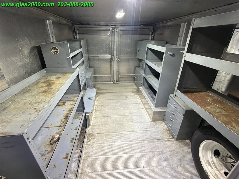 2014 Ford E-Series Van - Photo 12 - Bethany, CT 06524