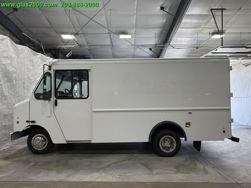 2014 Ford E-Series Van - Photo 13 - Bethany, CT 06524