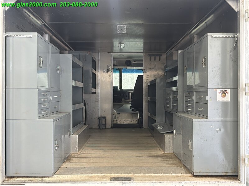 2014 Ford E-Series Van - Photo 10 - Bethany, CT 06524
