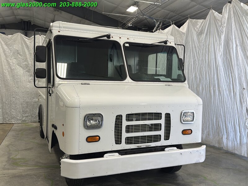 2014 Ford E-Series Van - Photo 22 - Bethany, CT 06524