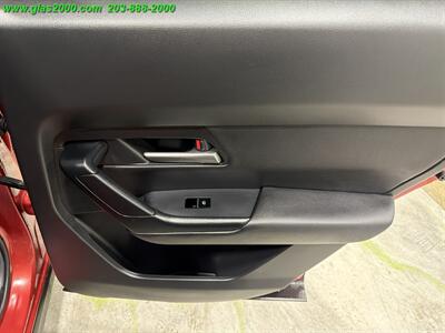 2024 Mazda CX-50 2.5 S Premium   - Photo 26 - Bethany, CT 06524