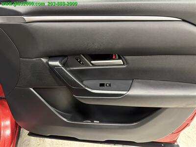 2024 Mazda CX-50 2.5 S Premium   - Photo 29 - Bethany, CT 06524